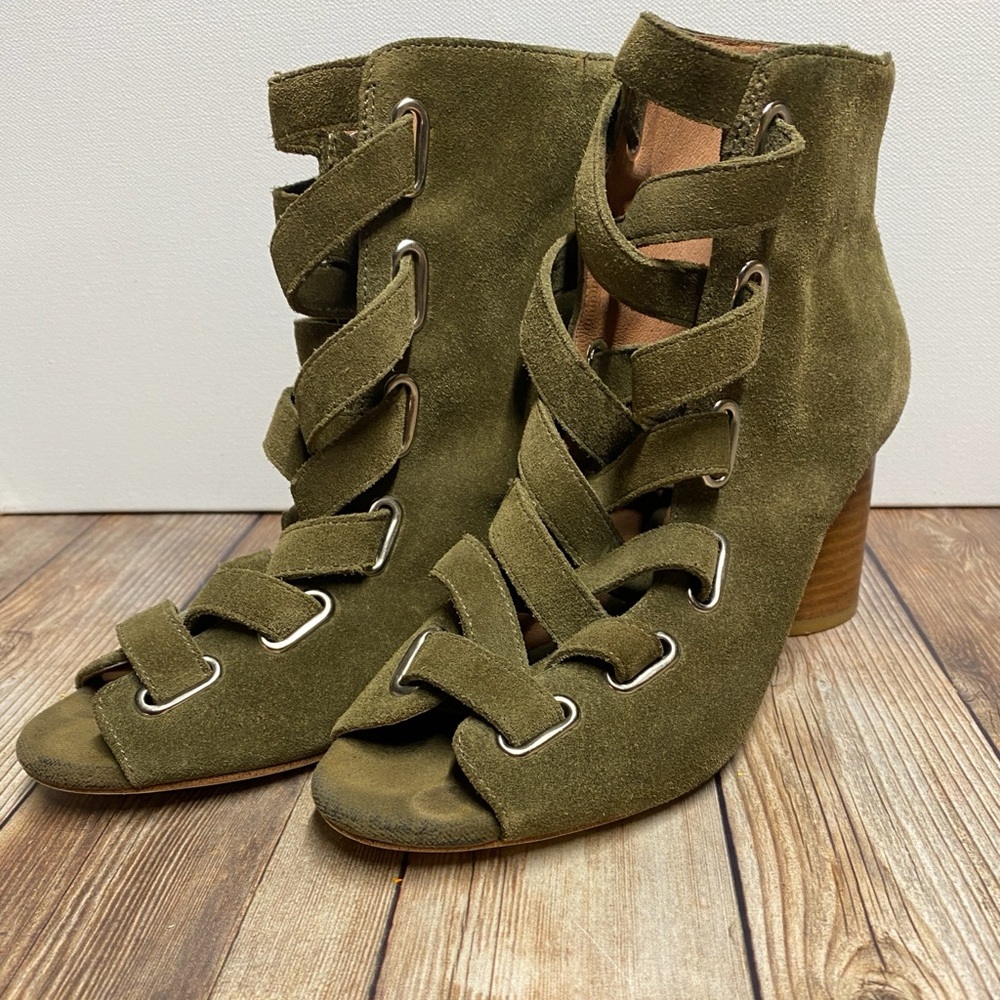 Jeffrey Campbell Olive Green Suede Strappy Wood Heeled Sandals Size 6.5